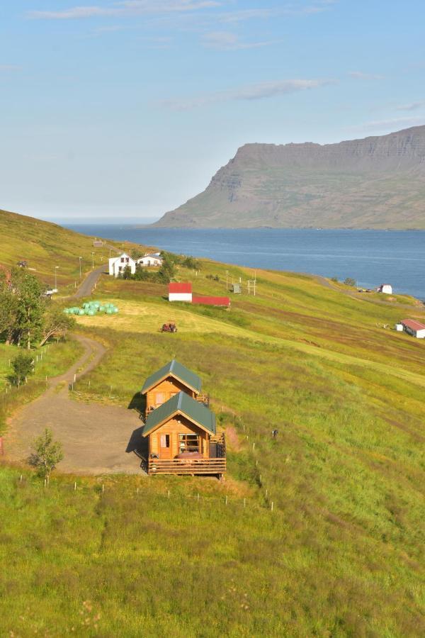 Solbrekka Holiday Homes Mjoifjorthur Экстерьер фото