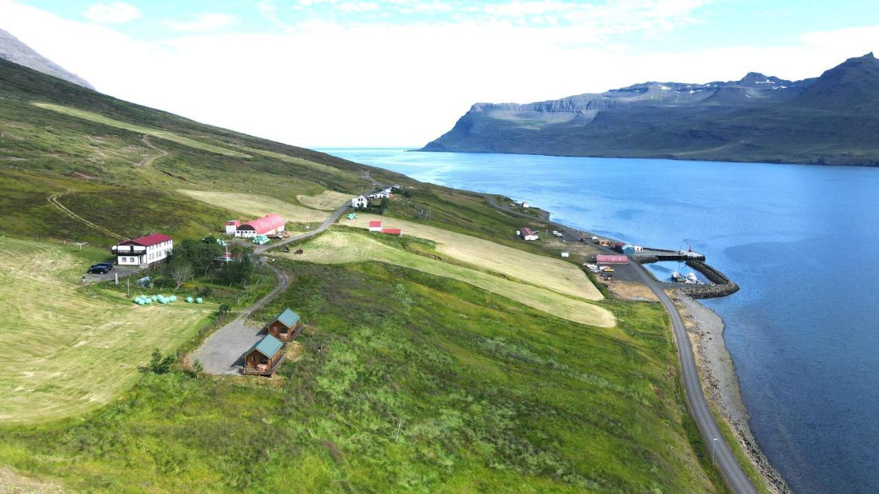 Solbrekka Holiday Homes Mjoifjorthur Экстерьер фото